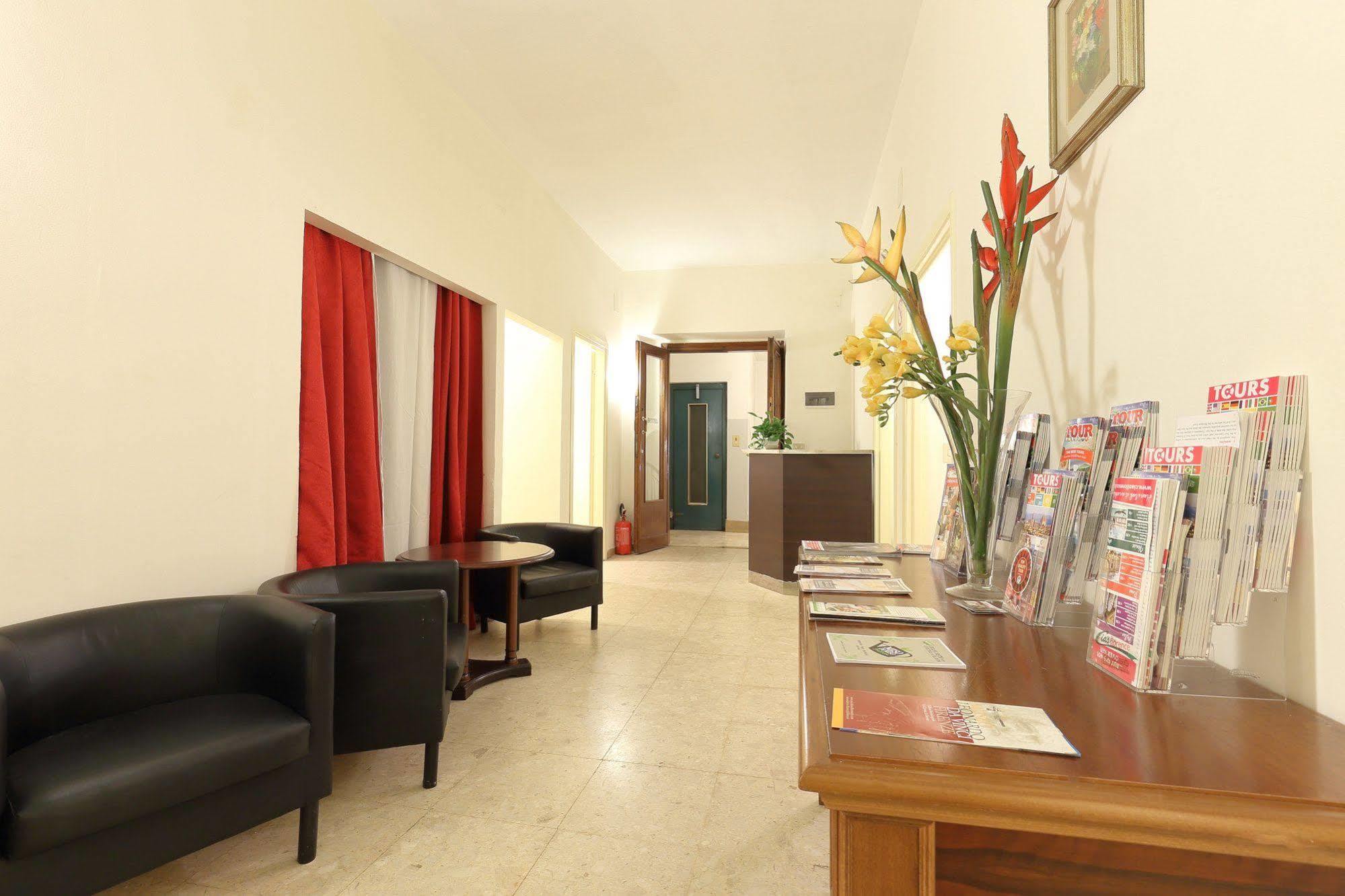 Hotel Ottaviani Florenz Exterior foto